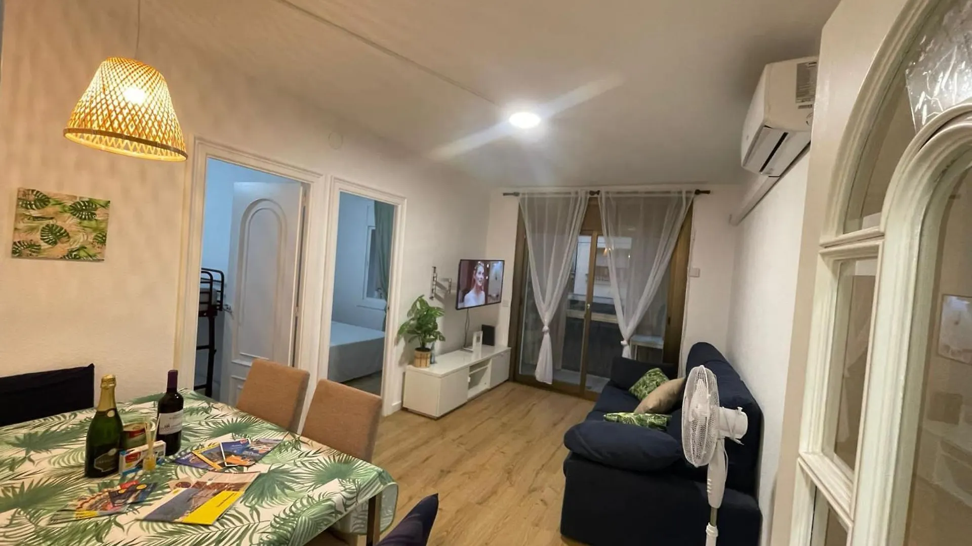 Apartamento Mar y montaña en la costa del Maresme Pineda De Mar